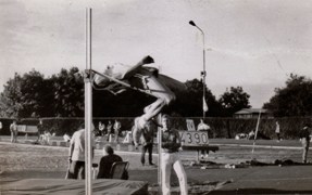 Oscar Seurat's 2m Jump